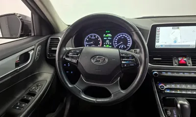 Hyundai Grandeur 2018, 172846 км, за 8473.46 USD - фото 13
