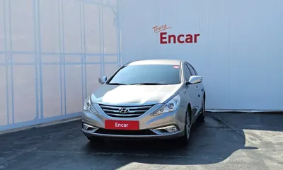 Hyundai Sonata 2013, 116570 км, за 4098.36 USD