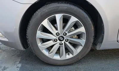Hyundai Sonata 2013, 116570 км, за 4098.36 USD