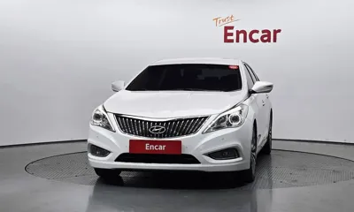 Hyundai Grandeur 2013, 128266 км, за 3708.04 USD