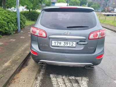 Hyundai Santafe 2012, 143000 км, за 2470.26 USD