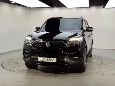 KG_Mobility_Ssangyong Rexton 2018, 119257 км, за 9383.3 USD