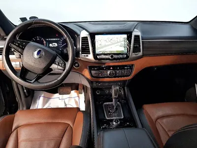 KG_Mobility_Ssangyong Rexton 2018, 119257 км, за 9383.3 USD