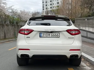 Maserati Levante 2018, 172345 км, за 17516.44 USD
