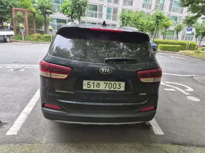 Kia Sorento 2017, 125000 км, за 9386.9 USD