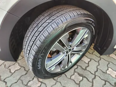 Hyundai Maxcruz 2015, 142197 км, за 7745.83 USD - фото 18