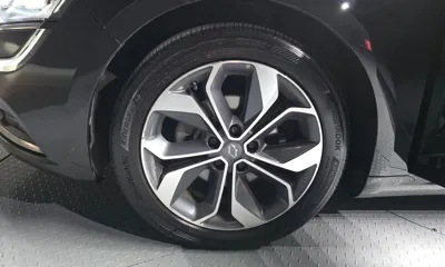 Renault-KoreaSamsung SM6