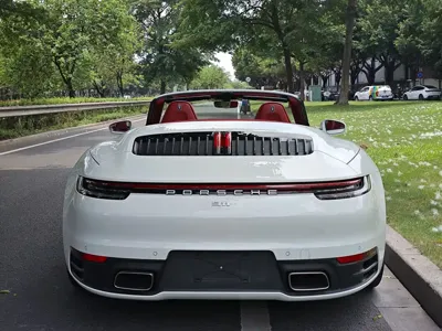 Porsche 911 2023, 9000 км, за 171862.47 USD