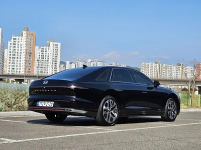 Hyundai Grandeur 2023, 60000 км, за 21142.36 USD