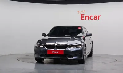 BMW 3-Series 2022, 49768 км, за 18211.91 USD