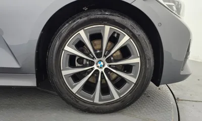BMW 3-Series 2022, 49768 км, за 18211.91 USD