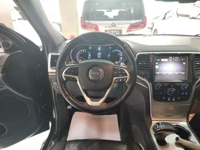 Jeep Grand Cherokee 2015, 168700 км, за 12862 USD - фото 14