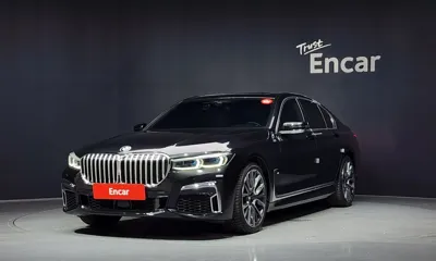 BMW 7-Series · 2022 год