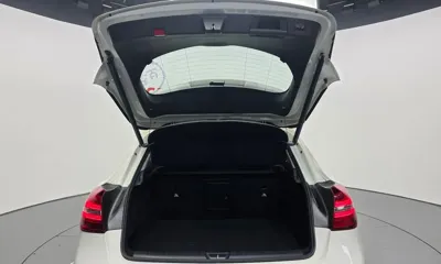 Mercedes-Benz GLA-Class 2018, 92313 км, за 8139.69 USD - фото 20