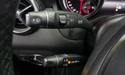 Mercedes-Benz GLA-Class 2018, 92313 км, за 8139.69 USD - фото 30