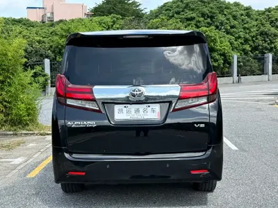 Toyota Alphard 2017, 140000 км, за 48328.35 USD - фото 13