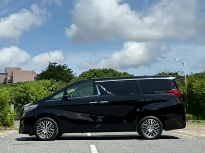 Toyota Alphard 2017, 140000 км, за 48328.35 USD - фото 17