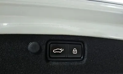 Kia K7 2020, 93010 км, за 13148.33 USD - фото 19