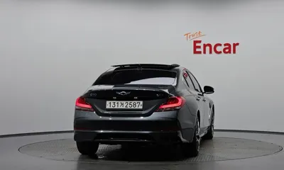 Genesis G70 2019, 109704 км, за 11254.24 USD