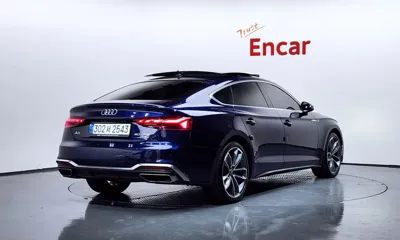 Audi A5 2022, 61689 км, за 18326.32 USD
