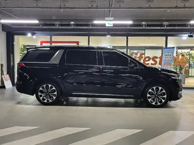 Kia Canival 2021, 115488 км, за 14769.59 USD