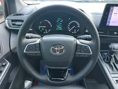 Toyota Sienna 2023, 75000 км, за 32341.93 USD - фото 13