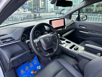 Toyota Sienna 2023, 75000 км, за 32341.93 USD - фото 15