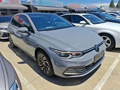 Volkswagen Golf 2021, 35100 км, за 11871.23 USD