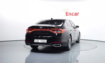 Hyundai Grandeur 2018, 92610 км, за 8586.73 USD