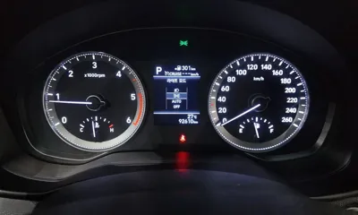 Hyundai Grandeur 2018, 92610 км, за 8586.73 USD - фото 8