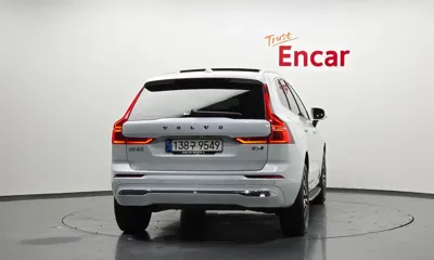 Volvo XC60 2022, 22102 км, за 29072.82 USD