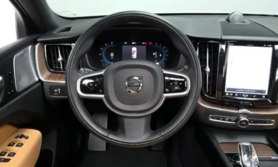 Volvo XC60 2022, 22102 км, за 29072.82 USD - фото 13