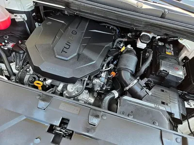 Kia Canival 2021, 87900 км, за 15606.31 USD - фото 19