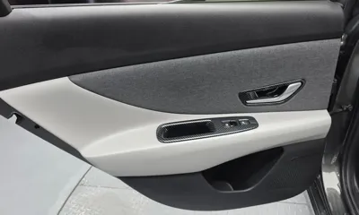 Hyundai Avante 2023, 76919 км, за 11400.66 USD - фото 25
