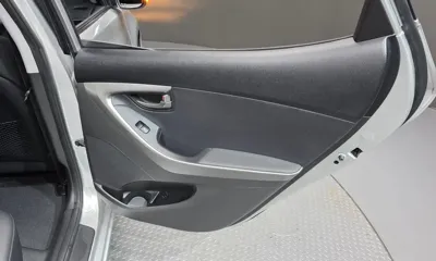 Hyundai Avante 2014, 89111 км, за 4228.47 USD - фото 25
