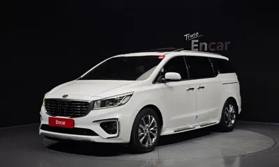 Kia Canival · 2019 год