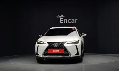 Lexus UX 2023, 25422 км, за 23664.74 USD