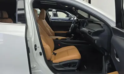 Lexus UX 2023, 25422 км, за 23664.74 USD - фото 26