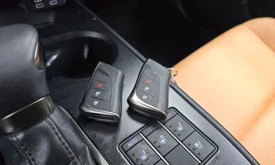 Lexus UX 2023, 25422 км, за 23664.74 USD - фото 27