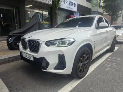 BMW X4 2024, 40000 км, за 39654.15 USD