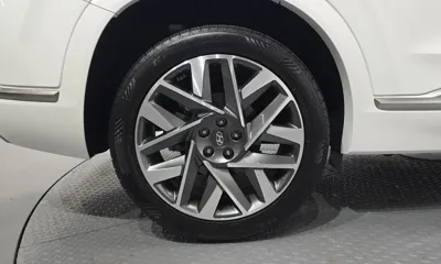 Hyundai Santafe 2023, 57115 км, за 19364.58 USD