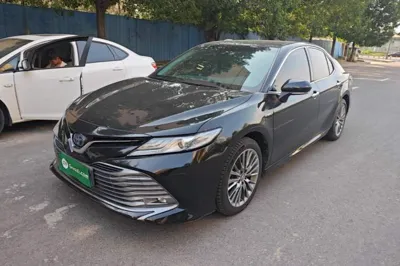 Toyota Camry · 2019 год
