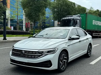 Volkswagen Sagitar · 2023 год