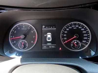 Kia K5 2020, 62000 км, за 10871.69 USD - фото 9