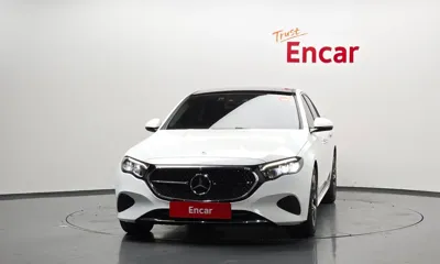Mercedes-Benz E-Class 2025, 8874 км, за 45504.76 USD