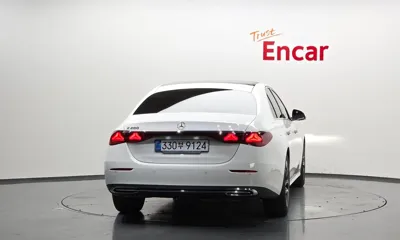 Mercedes-Benz E-Class 2025, 8874 км, за 45504.76 USD