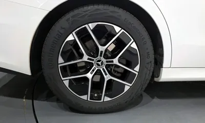 Mercedes-Benz E-Class 2025, 8874 км, за 45504.76 USD