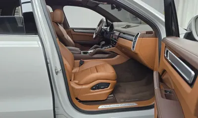 Porsche Cayenne 2023, 55135 км, за 66299.07 USD - фото 11