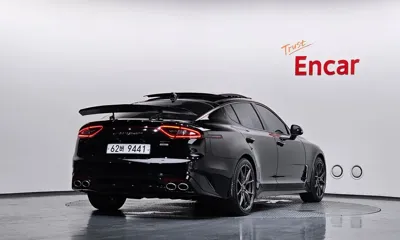 Kia Stinger 2018, 127861 км, за 11044.66 USD