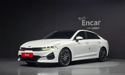 Kia K5 · 2020 год